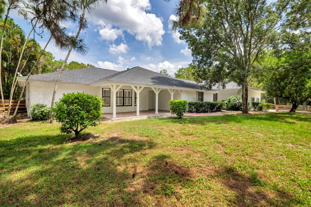 14024 Wind Flower Drive, Palm Beach Gardens, FL 33418