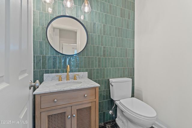 191 S Middleton Drive NW, Calabash, NC 28467