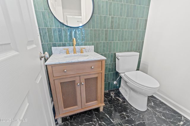 191 S Middleton Drive NW, Calabash, NC 28467