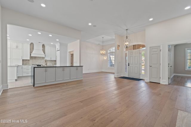 191 S Middleton Drive NW, Calabash, NC 28467