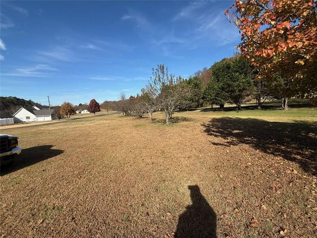 770 Johnson Lake SE Road, Adairsville, GA 30103