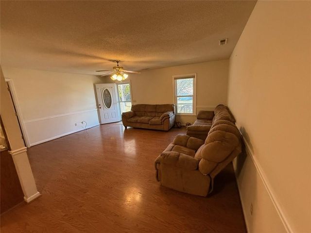 770 Johnson Lake SE Road, Adairsville, GA 30103