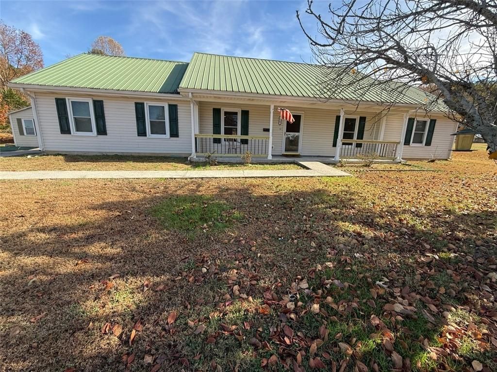 770 Johnson Lake SE Road, Adairsville, GA 30103