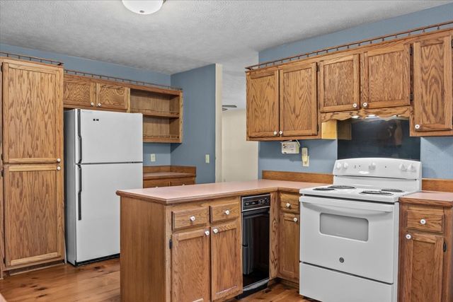 414 Valleywood Dr, Dickson, TN 37055