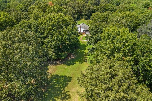 414 Valleywood Dr, Dickson, TN 37055