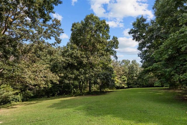 414 Valleywood Dr, Dickson, TN 37055
