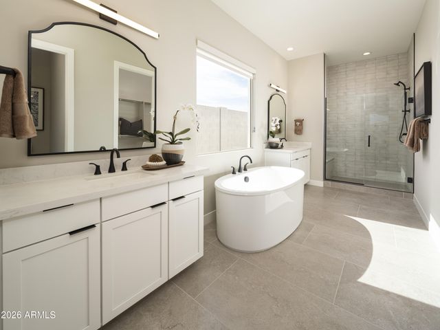 35421 N ZINC Drive, San Tan Valley, AZ 85144