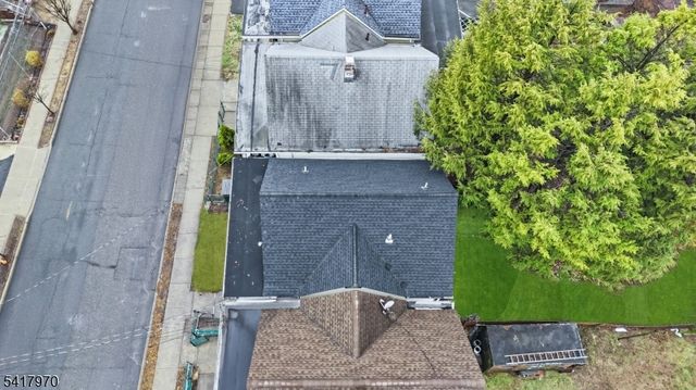 89 Semel Ave, Garfield City, NJ 07026