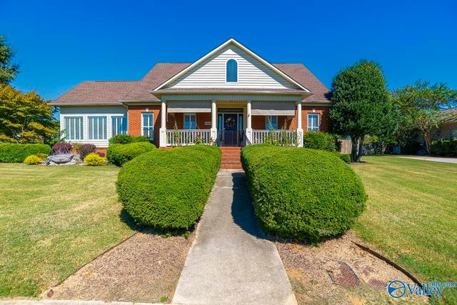 4901 Saddle Ridge Drive, Owens Cross Roads, AL 35763