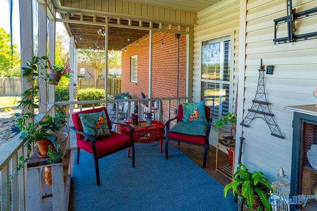 4901 Saddle Ridge Drive, Owens Cross Roads, AL 35763