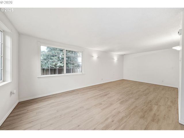 2210 E 25TH St, Vancouver, WA 98661