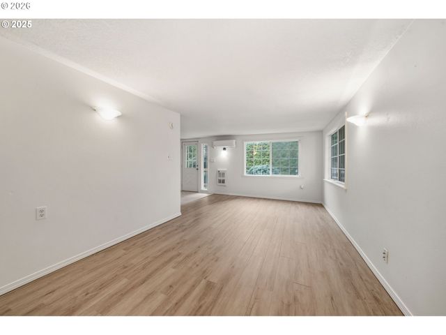 2210 E 25TH St, Vancouver, WA 98661