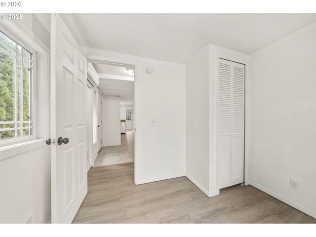 2210 E 25TH St, Vancouver, WA 98661