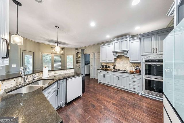 1325 Cameron Glen Drive, Marietta, GA 30062