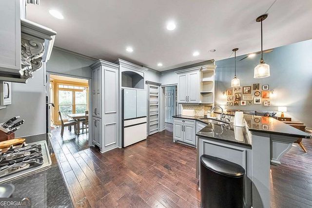 1325 Cameron Glen Drive, Marietta, GA 30062