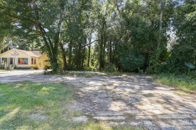 3700 Mobile Hwy, Pensacola, FL 32505