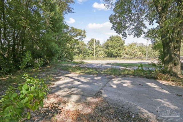 3700 Mobile Hwy, Pensacola, FL 32505