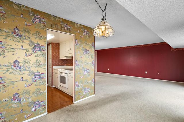 2830 Shore Dr Apt 1200, Virginia Beach, VA 23451