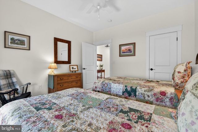 1862 EMERALD WAY, Mount Joy, PA 17552