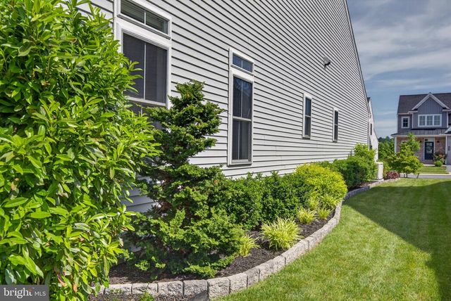 1862 EMERALD WAY, Mount Joy, PA 17552