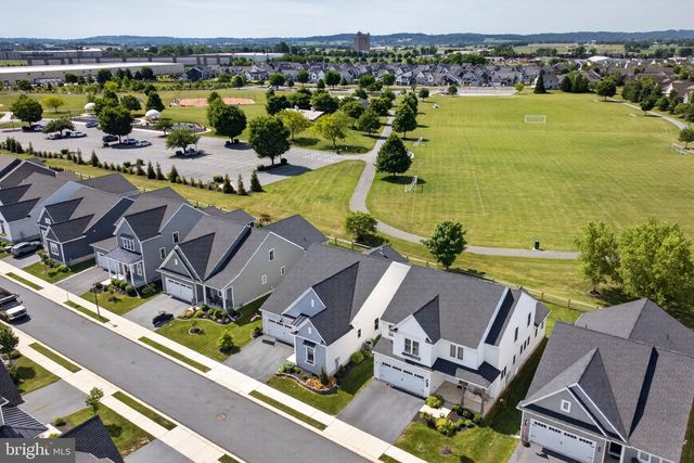 1862 EMERALD WAY, Mount Joy, PA 17552