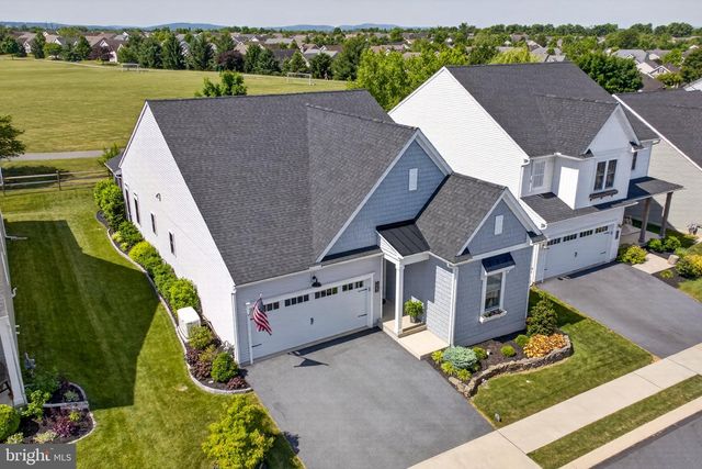 1862 EMERALD WAY, Mount Joy, PA 17552