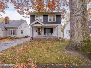 2409 Lambert Drive, Toledo, OH 43613