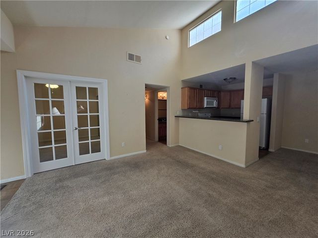 9325 West Desert Inn Road 226, Las Vegas, NV 89117
