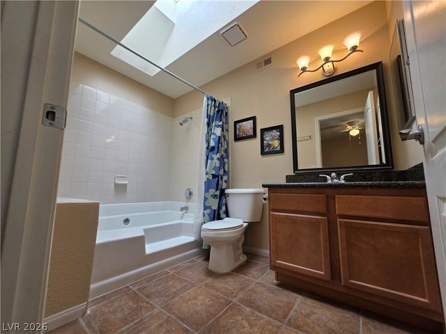 9325 West Desert Inn Road 226, Las Vegas, NV 89117