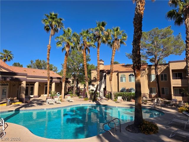 9325 West Desert Inn Road 226, Las Vegas, NV 89117