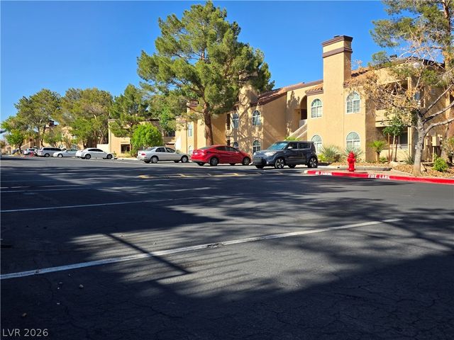 9325 West Desert Inn Road 226, Las Vegas, NV 89117