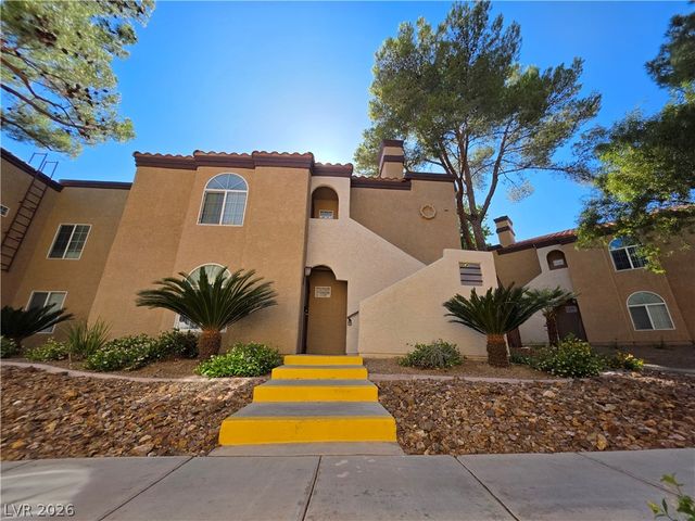 9325 West Desert Inn Road 226, Las Vegas, NV 89117