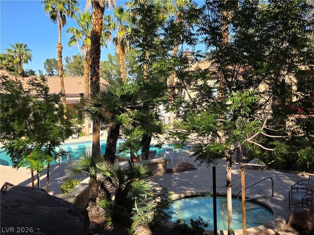 9325 West Desert Inn Road 226, Las Vegas, NV 89117