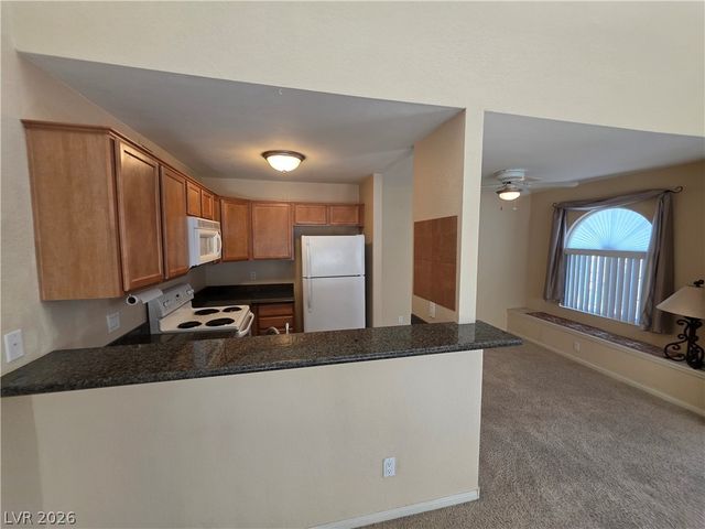 9325 West Desert Inn Road 226, Las Vegas, NV 89117