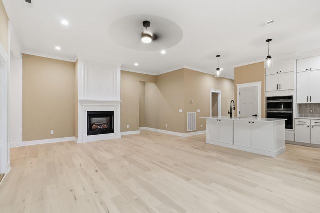 8388 Snowdrop Way, Ooltewah, TN 37363