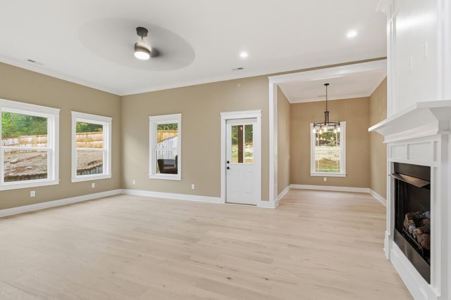 8388 Snowdrop Way, Ooltewah, TN 37363