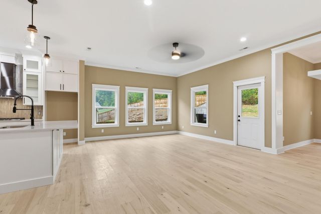 8388 Snowdrop Way, Ooltewah, TN 37363