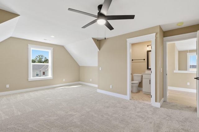 8388 Snowdrop Way, Ooltewah, TN 37363