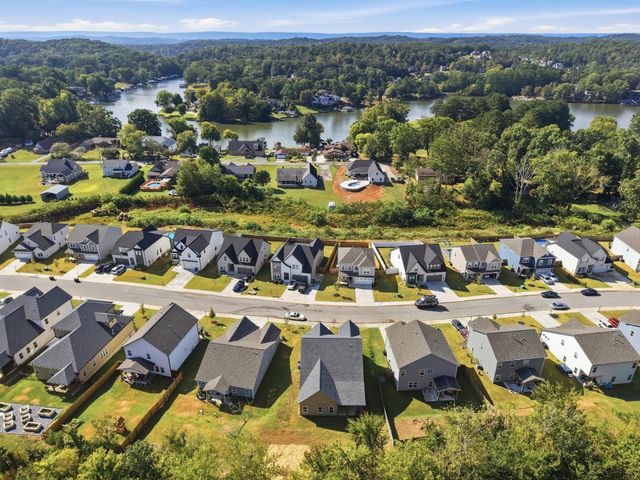 8388 Snowdrop Way, Ooltewah, TN 37363