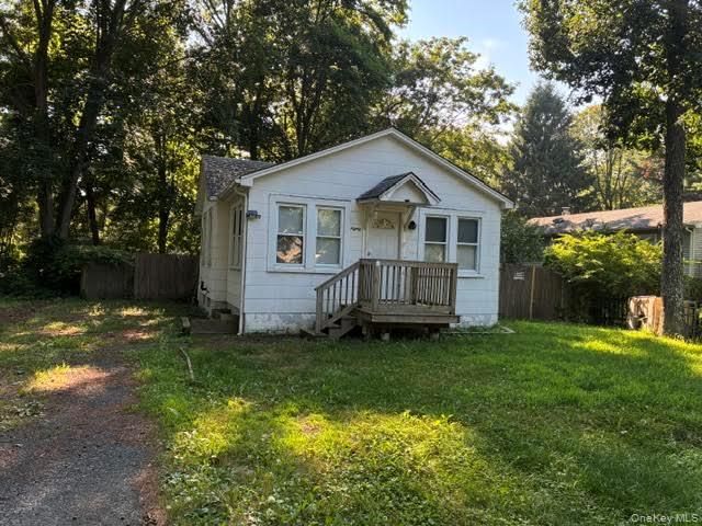 80 Magnolia Drive, Mastic Beach, NY 11951