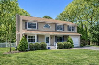 9 Deborah Drive, Quiogue, NY 11978
