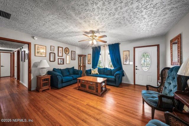 5810 CHERRY LAUREL Drive, Jacksonville, FL 32210