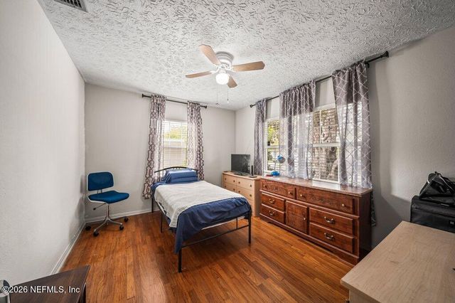 5810 CHERRY LAUREL Drive, Jacksonville, FL 32210