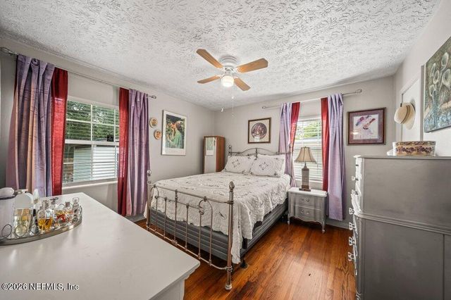 5810 CHERRY LAUREL Drive, Jacksonville, FL 32210