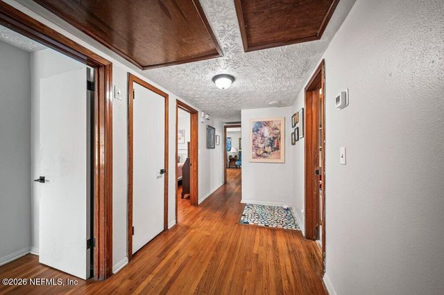 5810 CHERRY LAUREL Drive, Jacksonville, FL 32210