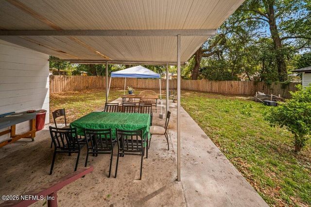 5810 CHERRY LAUREL Drive, Jacksonville, FL 32210