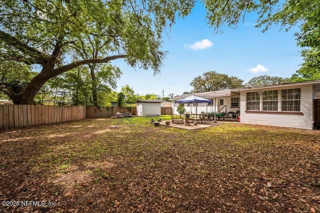 5810 CHERRY LAUREL Drive, Jacksonville, FL 32210