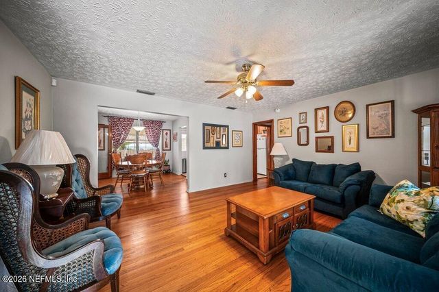 5810 CHERRY LAUREL Drive, Jacksonville, FL 32210