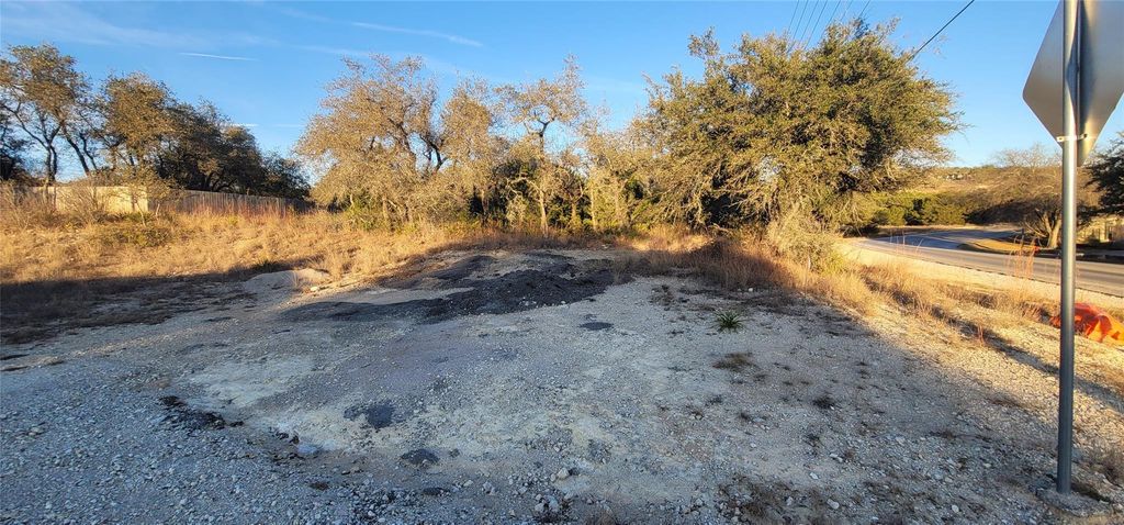 19900 Lincoln CV, Lago Vista, TX 78645