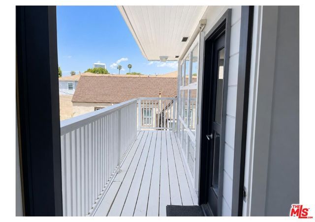 1219 S Burnside Avenue, Los Angeles, CA 90019